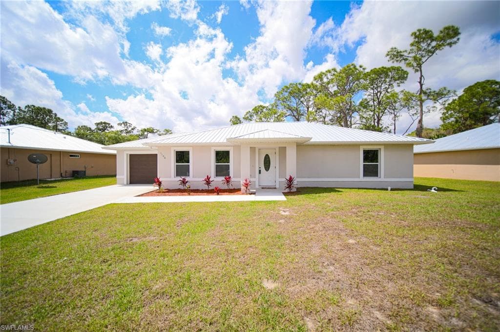 1106 Arrow RUN LABELLE, FL 33935