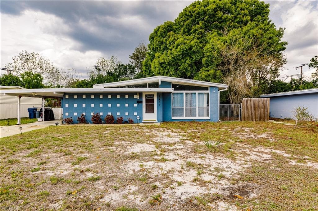 2400 Stanford AVE BRADENTON, FL 34207