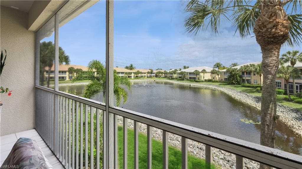 1134 Sweetwater LN O-203 NAPLES, FL 34110