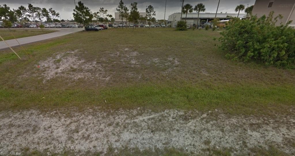 1341 NW 4th ST CAPE CORAL, FL 33993