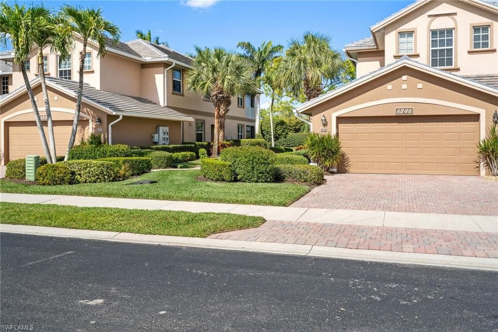 6846 Ascot DR 2-101 NAPLES, FL 34113