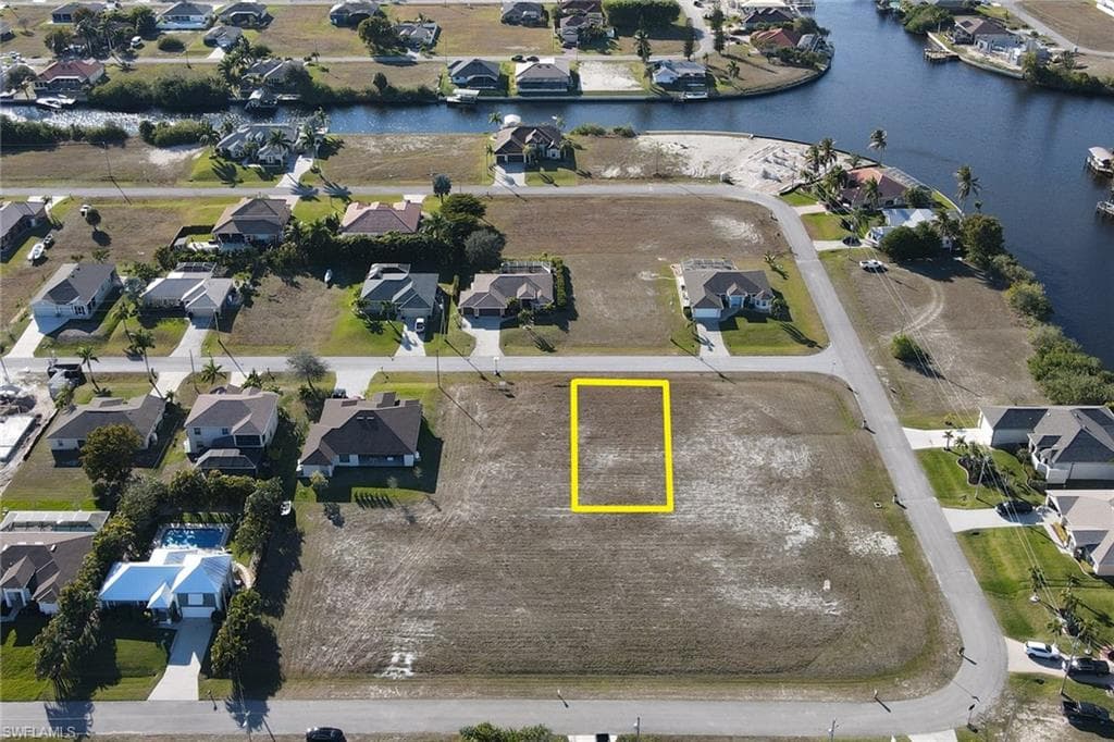 1245 NW 35th PL CAPE CORAL, FL 33993