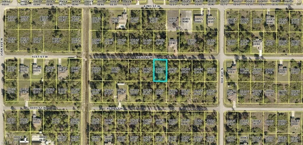 2809 41st ST W LEHIGH ACRES, FL 33971