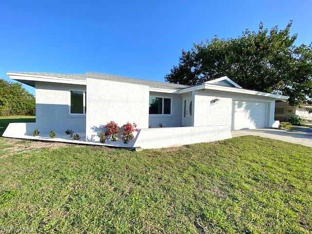 4232 Country Club BLVD CAPE CORAL, FL 33904