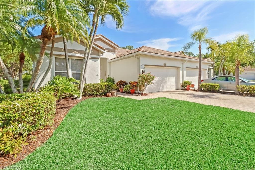 1304 Barnstable CT 79 NAPLES, FL 34104