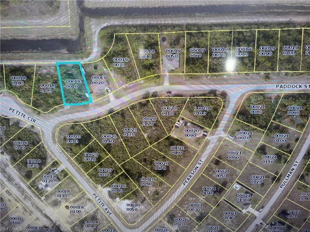 307 Paddock ST LEHIGH ACRES, FL 33974