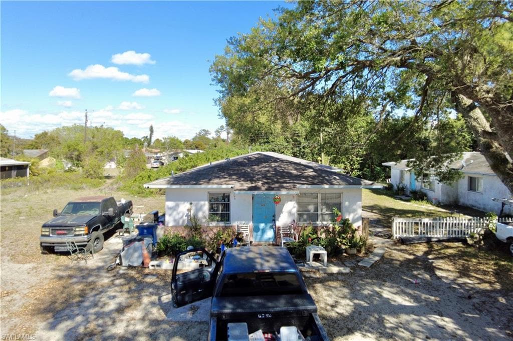 5429/5431 FOURTH AVE AVE FORT MYERS, FL 33907