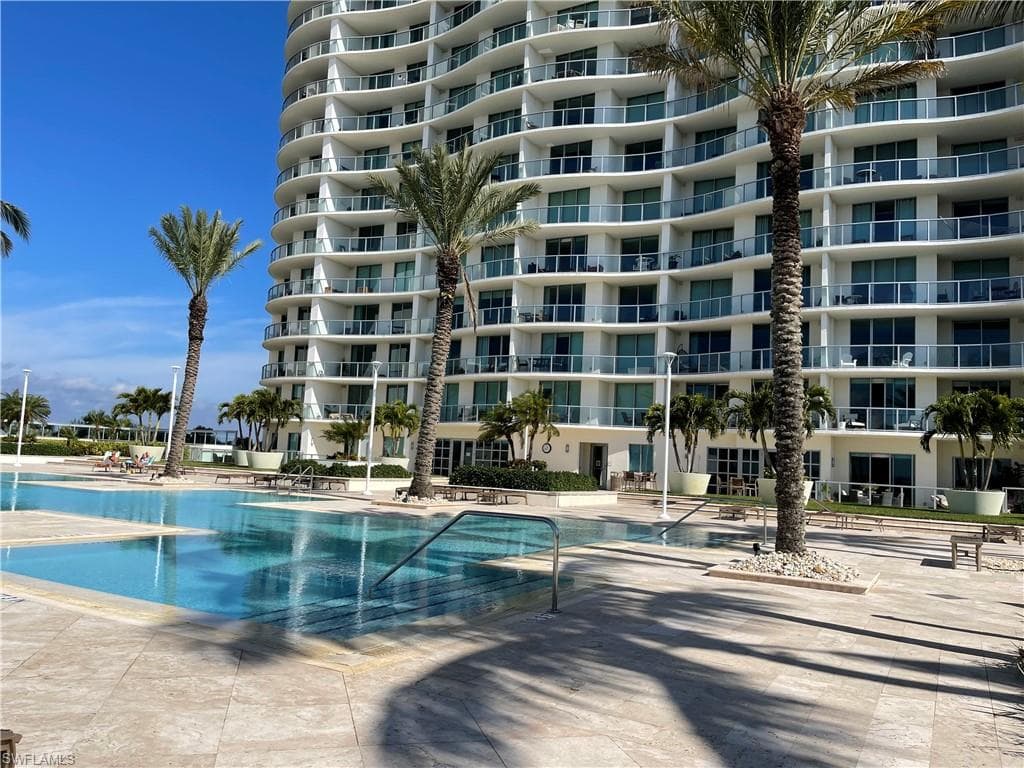 3000 Oasis Grand BLVD UPH5 FORT MYERS, FL 33916