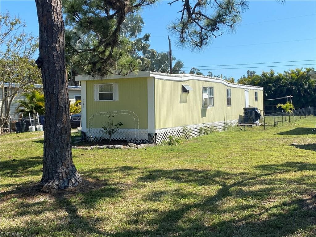 7391 Pinehurst RD BOKEELIA, FL 33922
