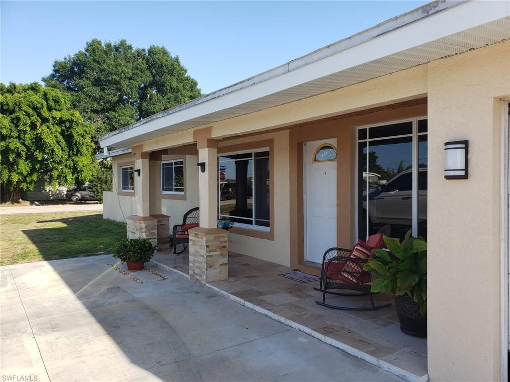 300 Leeland Heights BLVD W LEHIGH ACRES, FL 33936