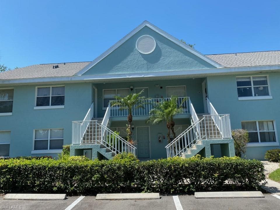 137 Wading Bird CIR F-203 NAPLES, FL 34110