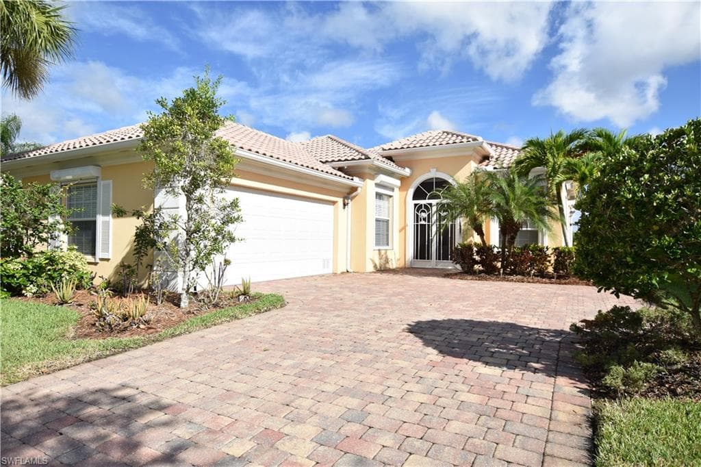 8539 Alessandria CT NAPLES, FL 34114