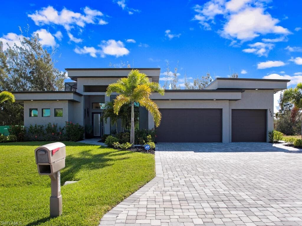 2829 17th PL CAPE CORAL, FL 33914