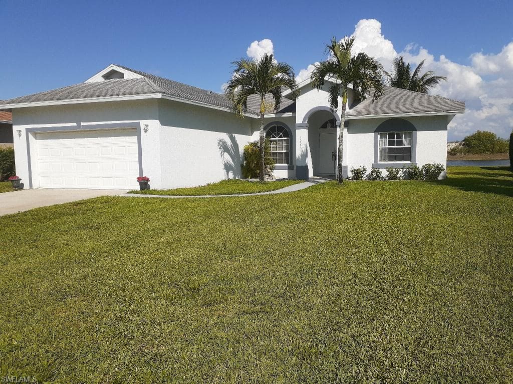 1006 Summerfield DR NAPLES, FL 34120