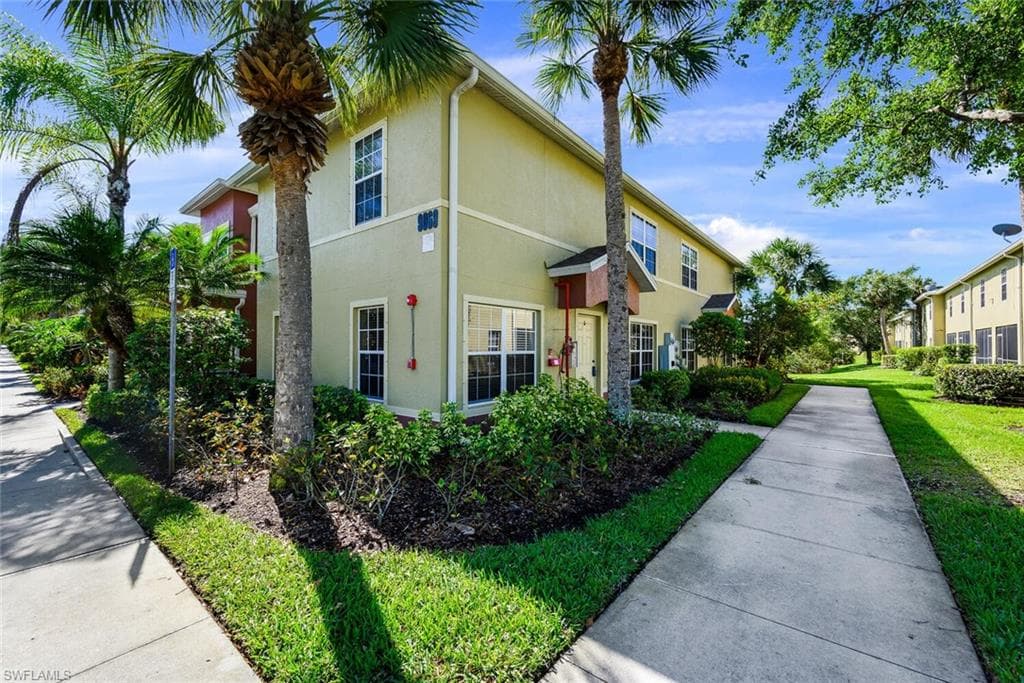 9069 Gervais CIR 1109 NAPLES, FL 34120