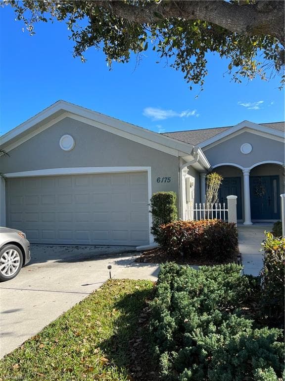 6175 Mandalay CIR 29 NAPLES, FL 34112