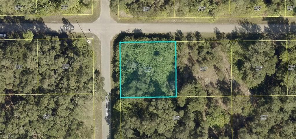 2800 E 19th ST LEHIGH ACRES, FL 33972