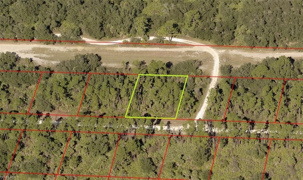 4219 E 31st ST ALVA, FL 33920