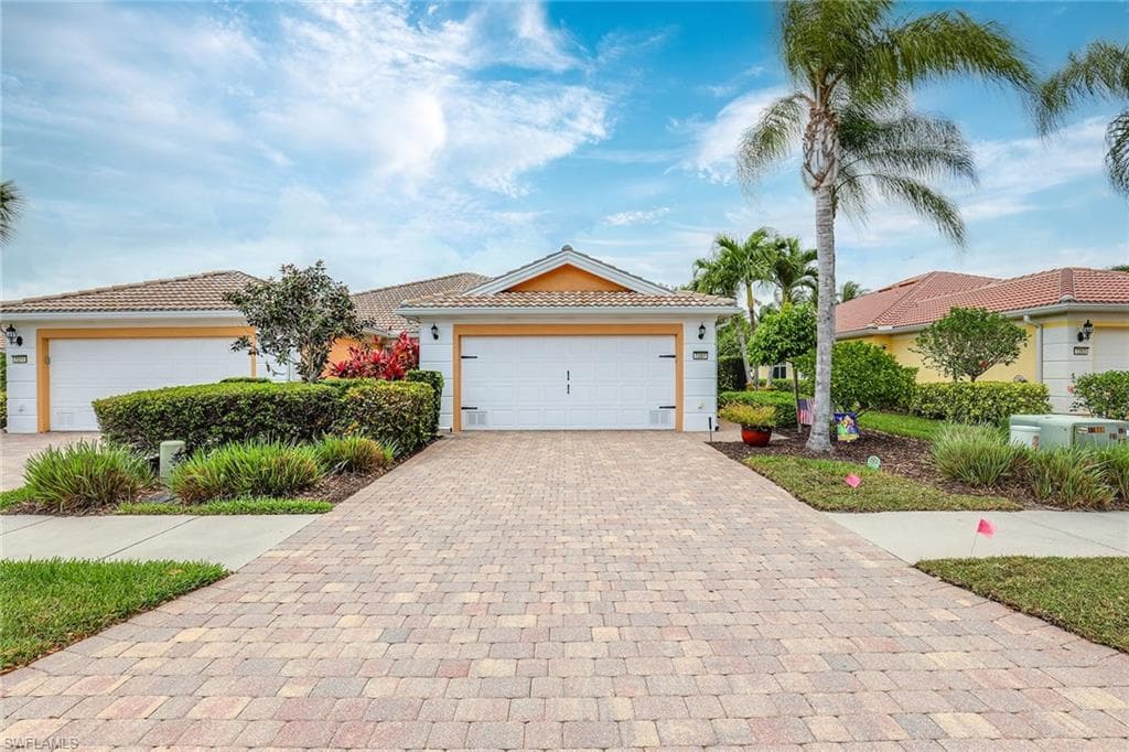 7207 Salerno CT NAPLES, FL 34114