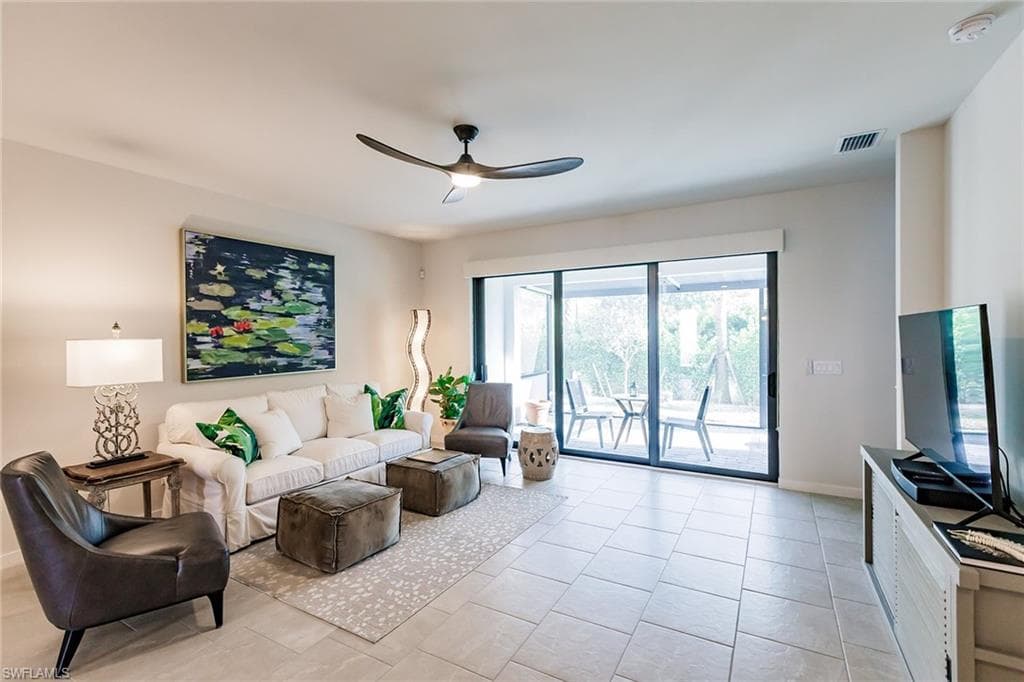 13010 Pembroke DR NAPLES, FL 34105