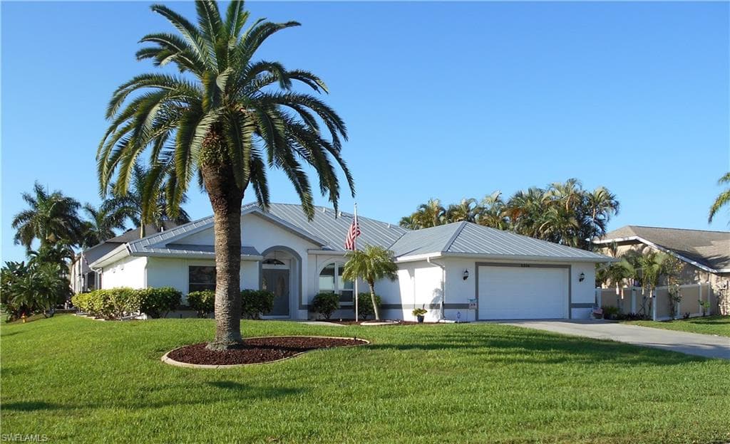 2304 SW 53rd ST CAPE CORAL, FL 33914