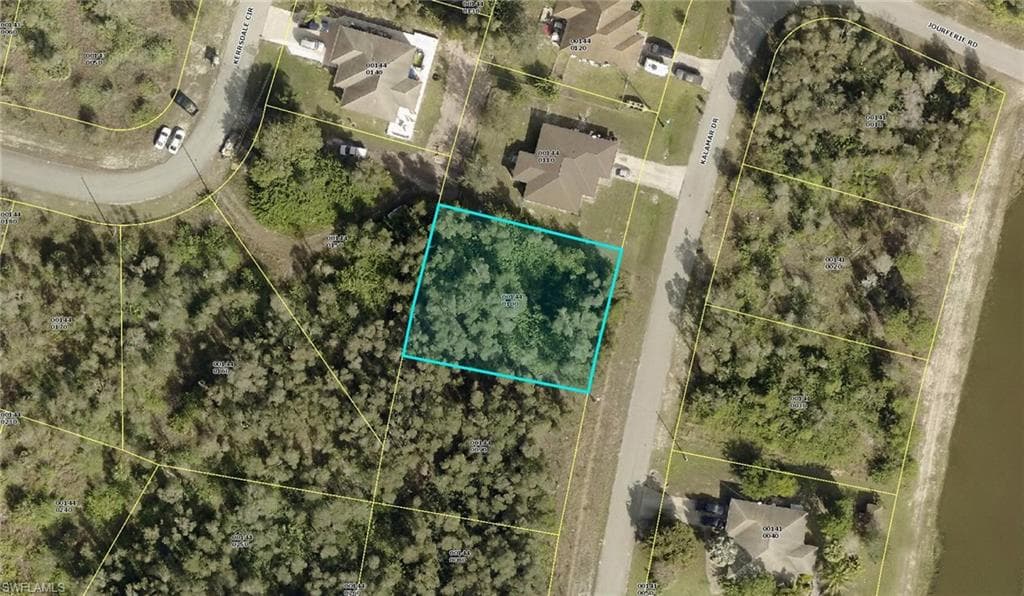 712 Kalamar DR LEHIGH ACRES, FL 33974