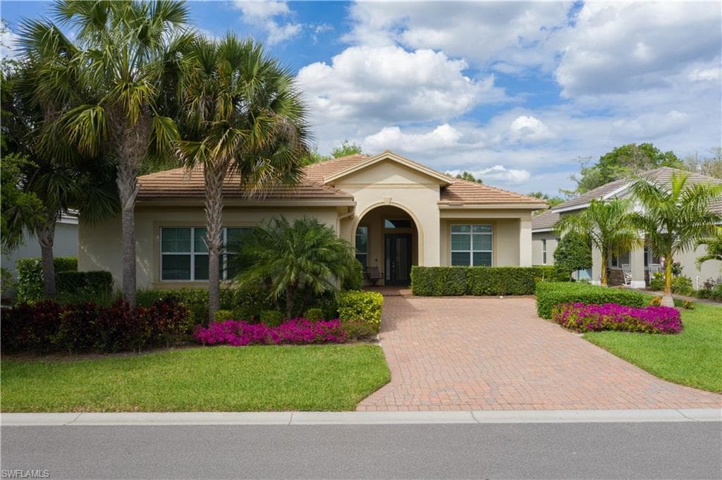 13721 Woodhaven CIR FORT MYERS, FL 33905