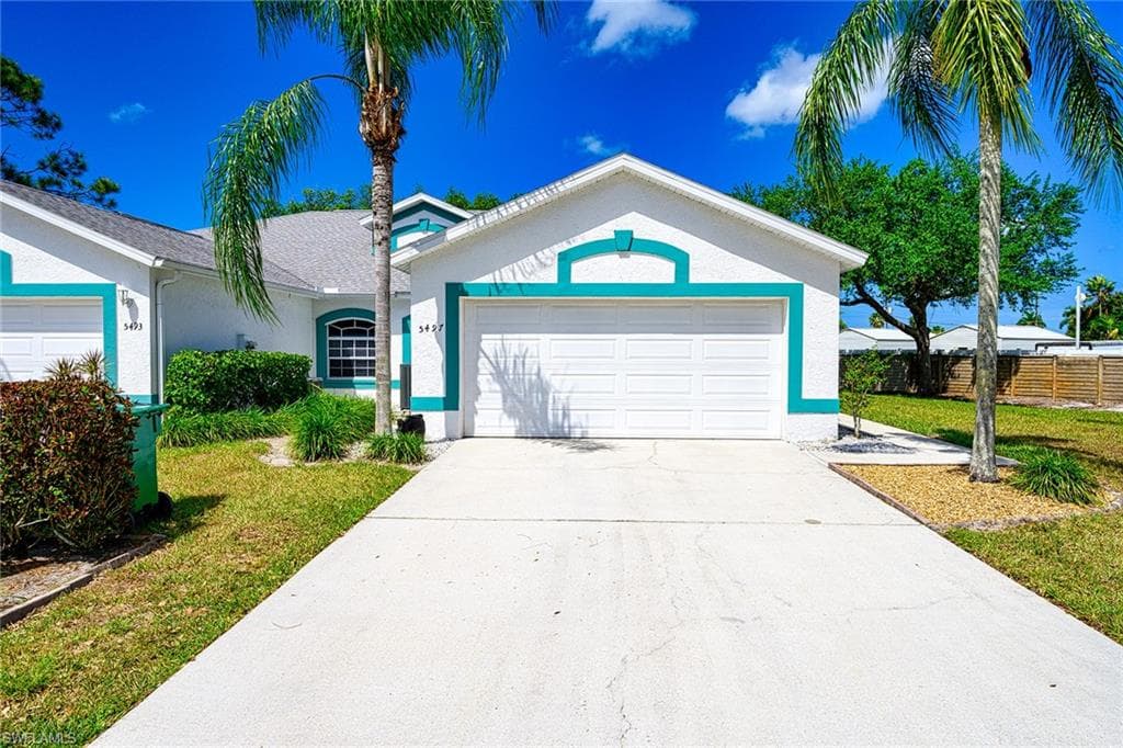 5497 Whitten DR 122 NAPLES, FL 34104