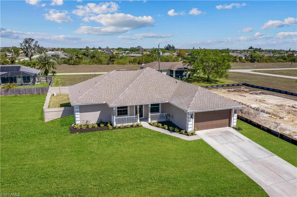 1821 NE 17th ST CAPE CORAL, FL 33909