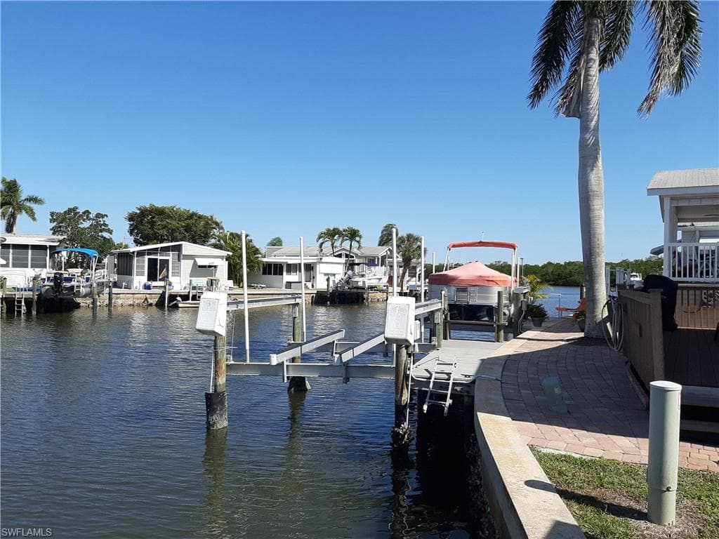 72 Cortez WAY FORT MYERS BEACH, FL 33931