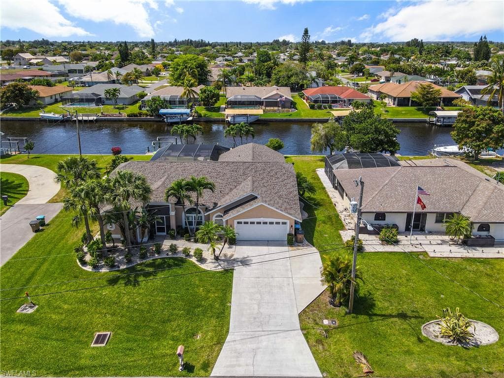 2142 SE 10th PL CAPE CORAL, FL 33990