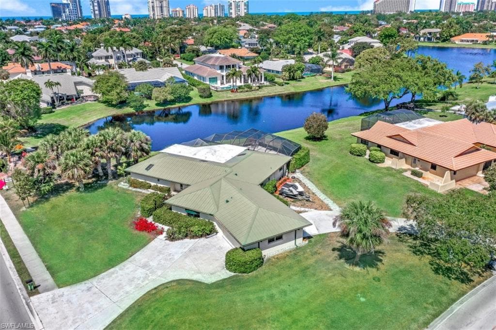 619 Neapolitan WAY NAPLES, FL 34103