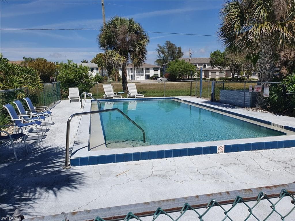 503 Cape Coral PKY W 103 CAPE CORAL, FL 33914