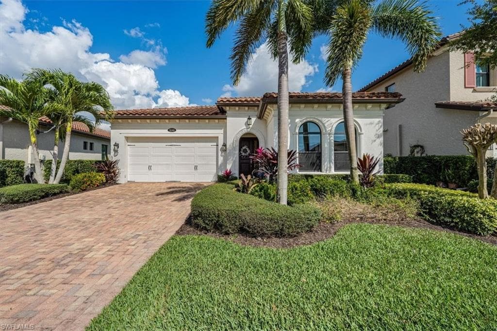 9248 Woodhurst DR NAPLES, FL 34120