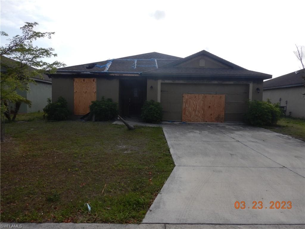 390 Shadow Lakes DR LEHIGH ACRES, FL 33974