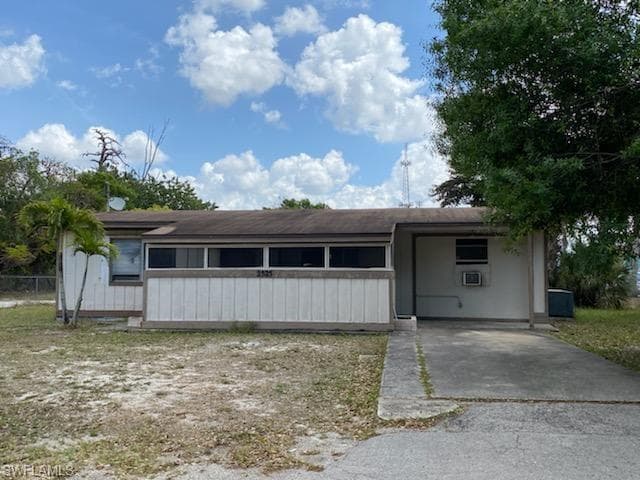 2525 Central AVE FORT MYERS, FL 33901