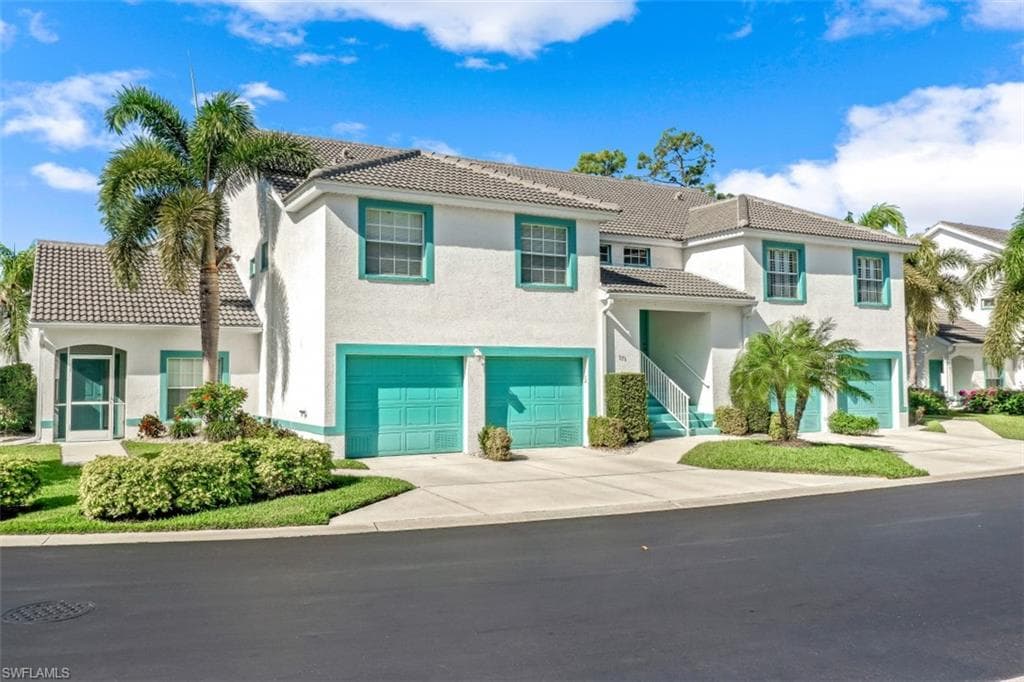 975 Partridge CIR 102 NAPLES, FL 34104