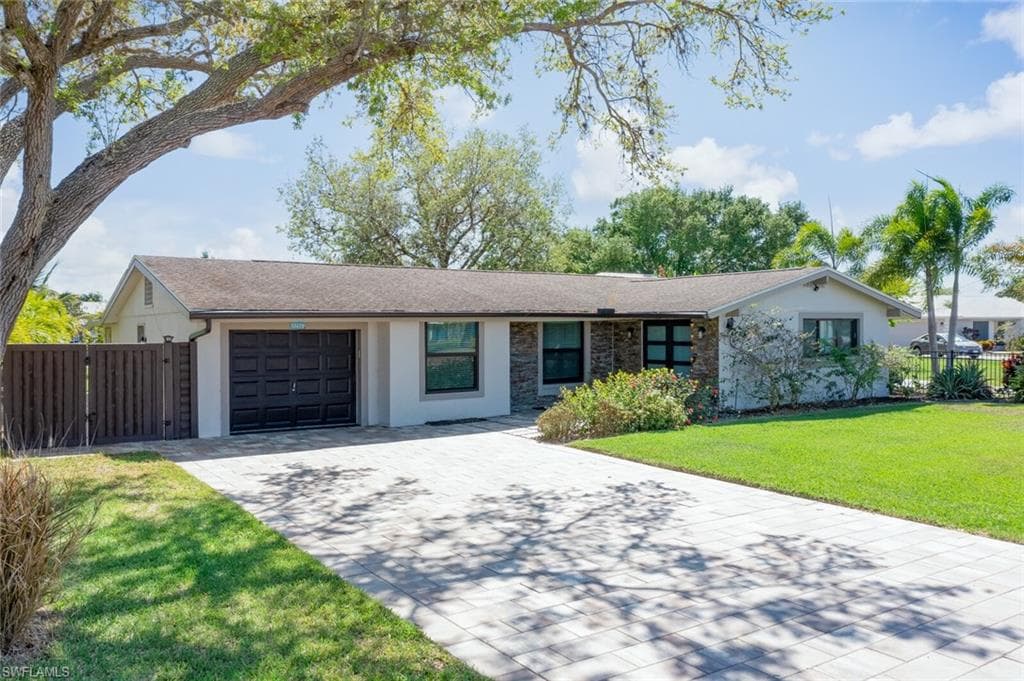 13225 Marquette BLVD FORT MYERS, FL 33905