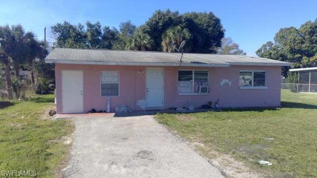 416 Johnson AVE FORT MYERS, FL 33905
