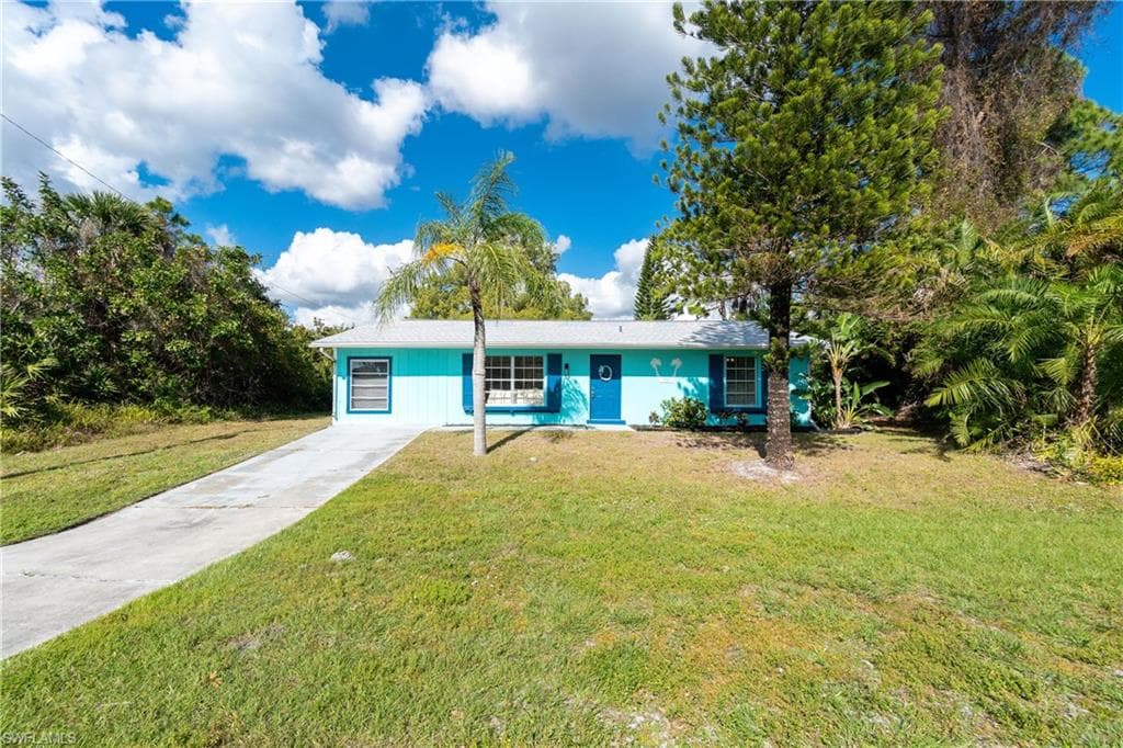 13424 Foresman BLVD PORT CHARLOTTE, FL 33981