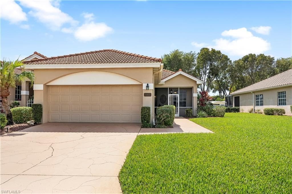 5412 Peppertree DR FORT MYERS, FL 33908