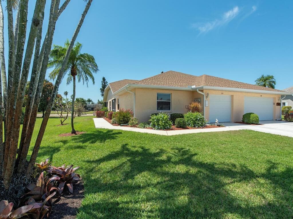110 Quail Hollow CT 152-1 NAPLES, FL 34113