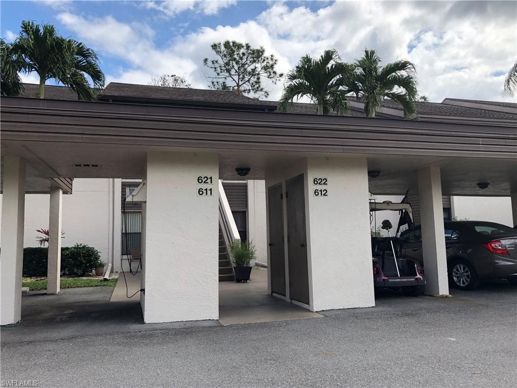 5550 Trailwinds DR 612 FORT MYERS, FL 33907