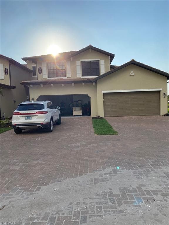 2386 Anquilla DR 102 NAPLES, FL 34120