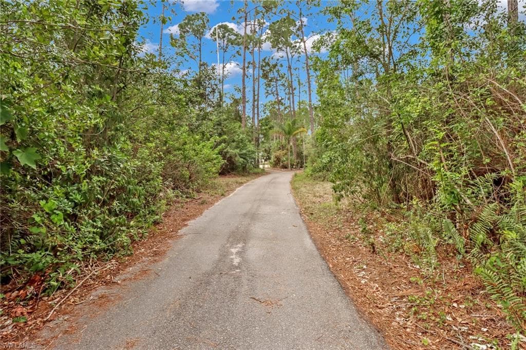 6010 Hidden Oaks LN NAPLES, FL 34119