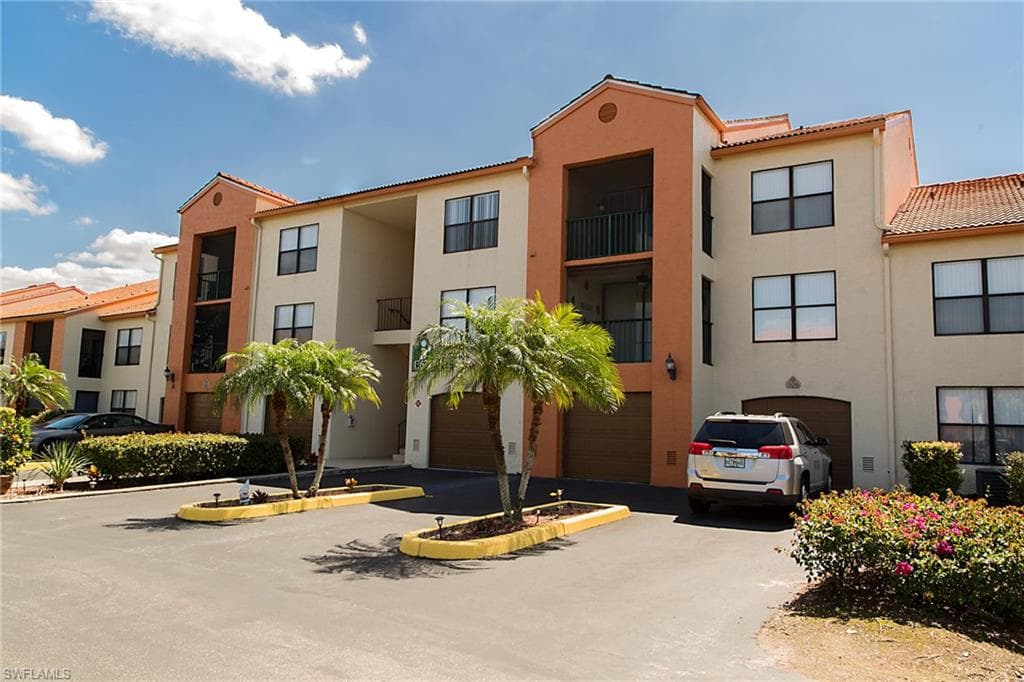13625 Eagle Ridge DR 334 FORT MYERS, FL 33912