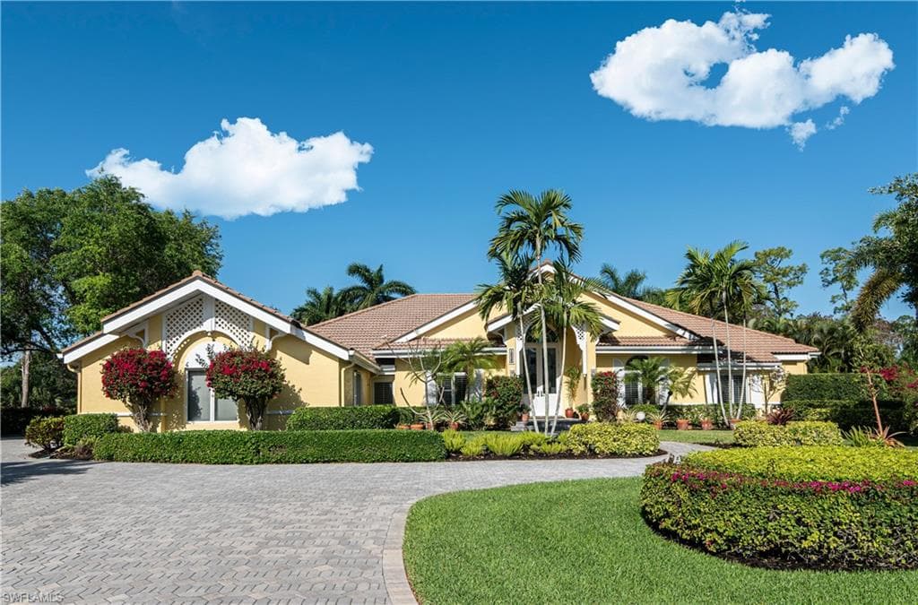 12825 Bald Cypress LN NAPLES, FL 34119