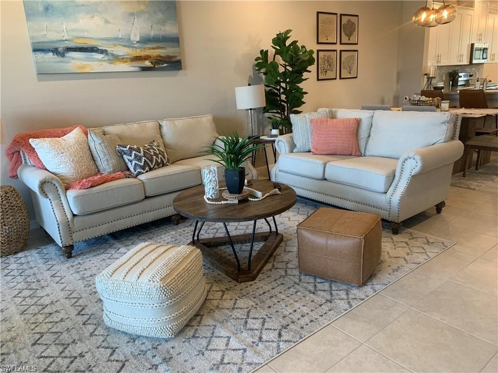 9433 Benvenuto CT 5-101 NAPLES, FL 34119