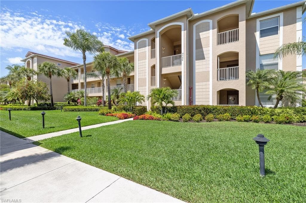 2750 Cypress Trace CIR 2617 NAPLES, FL 34119