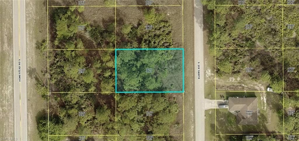 806 Burns AVE S LEHIGH ACRES, FL 33974